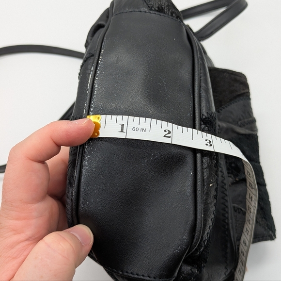 Vintage Black Gold Patchwork Small Leather Shoulder Bag - Picture 11 of 11